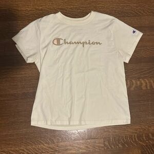 Champion women’s tee shirt
